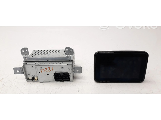 Радио/ проигрыватель CD/DVD / навигация