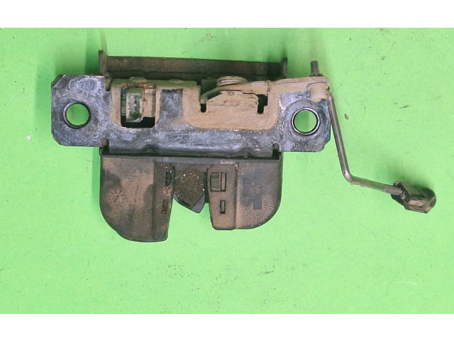 Zámek zadních dveří Volkswagen Caddy 2010