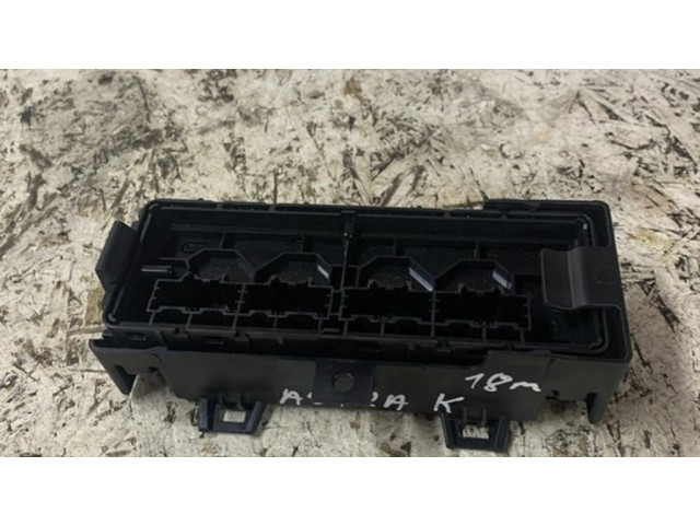 Блок управления климат-контролем 84295139 Opel Astra K