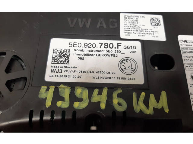 Панель приборов 5E0920780F, 5E0920780F Skoda Octavia Mk4