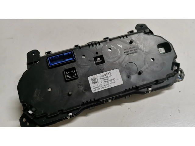 Přístrojová deska Buick Encore I 2018 42539743