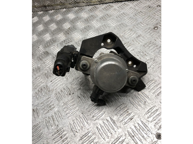 Вакуумный насос    13397380, 17497940   Opel Meriva B