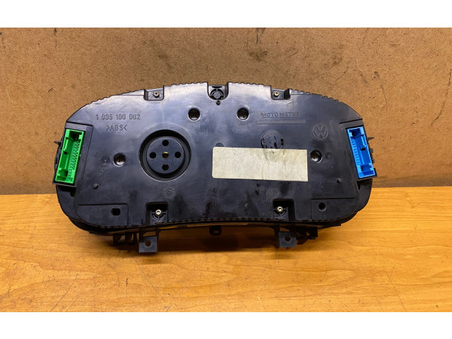 Панель приборов 1J0920802G   Volkswagen Bora       