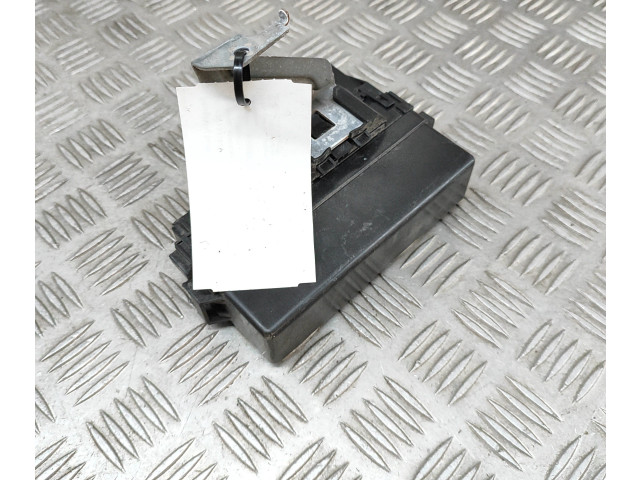 Pojistková skříňka 7154713830, 24382EG002 Nissan Juke II F16 2019