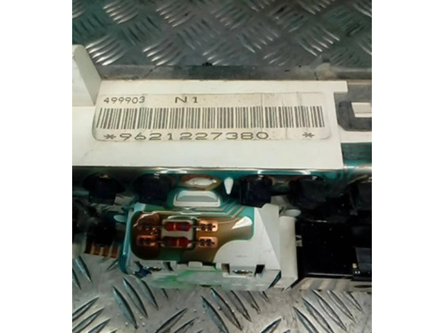 Přístrojová deska Citroen Berlingo 1997 9621227380