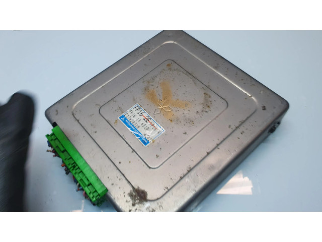 Блок управления двигателя FP1618881A, E2T82081M Mazda 626