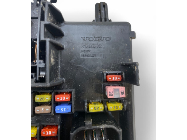 Блок предохранителей 31346672   Volvo XC90    