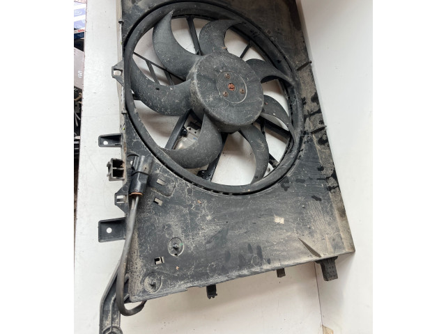 Вентилятор радиатора     0130303909, 30680547    Volvo V70 