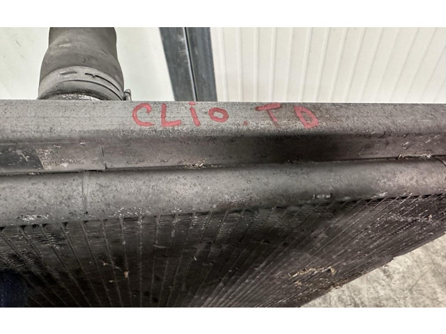 Комплект радиатора Renault Clio III 2005 - 2012 года