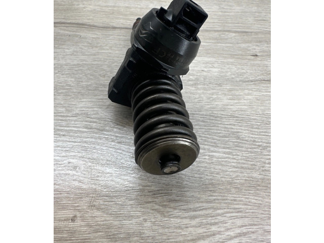 Форсунка 0414720220    Volkswagen Phaeton   