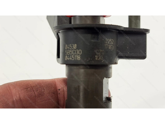 Vstřikovač 13538514151 BMW 5 G30 G31 B57