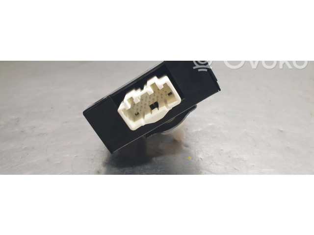 Блок управления редуктора коробки передач (раздатки) PE1B189R0M, 506184531 Mazda CX-3