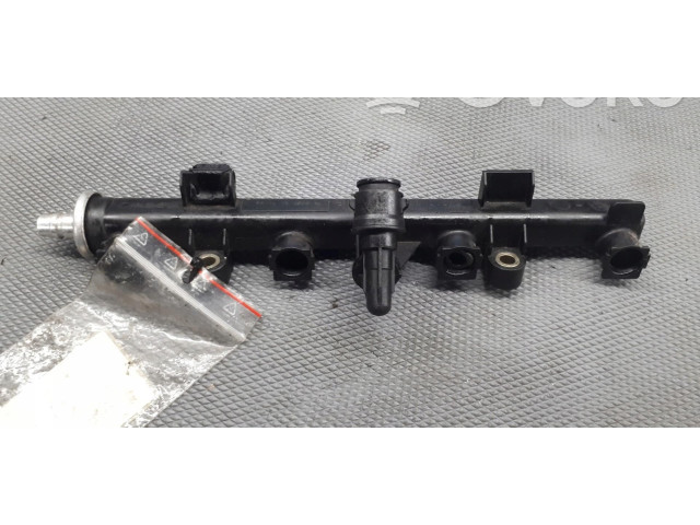 Vstřikovací lišta 0280151073   Fiat Punto (188)     