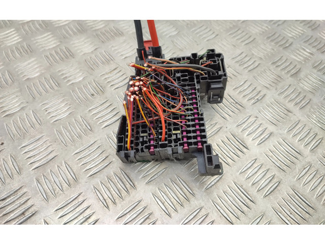   Pojistková skříňka 5WA937615   Volkswagen Transporter - Caravelle T7 2023