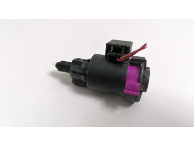 Датчик тормозной педали