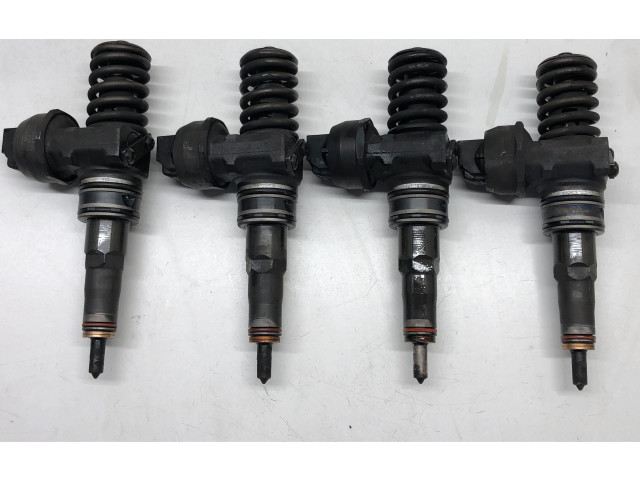 Комплект форсунок 038130073AG Audi A3 S3 8P