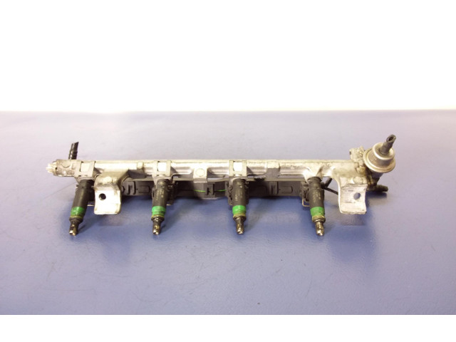 Vstřikovací lišta 98AG-14A390-LB, 98AG-14A390-LB Mazda 323 F