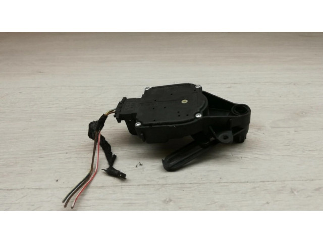 Двигатель задвижки потока воздуха