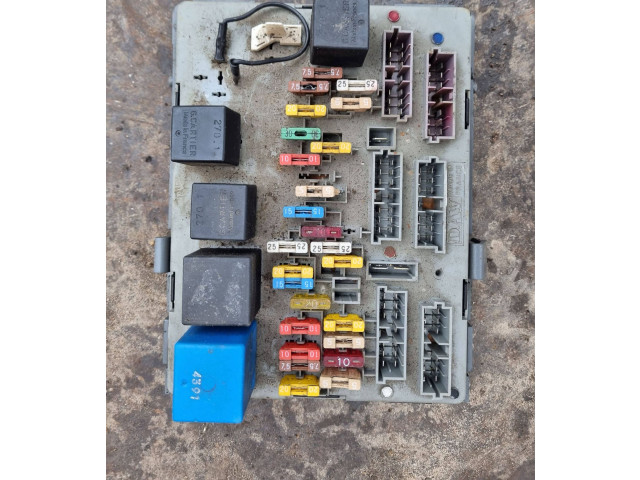   Pojistková skříňka    Renault Espace II 1995