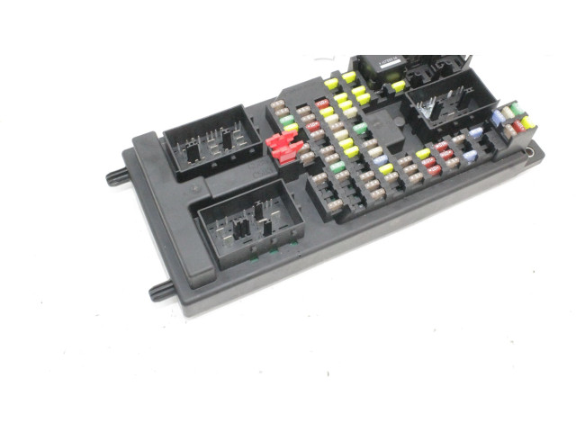 Блок предохранителей  FW9314F041AG   Jaguar XJ X351    