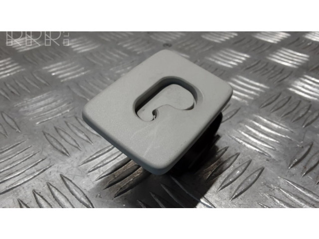 Другая деталь салона