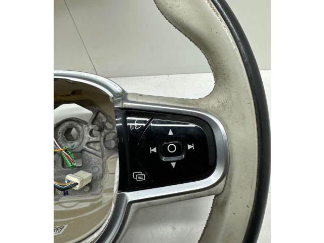 Руль Volvo XC90  2014 -  года 31407818, 518010046      