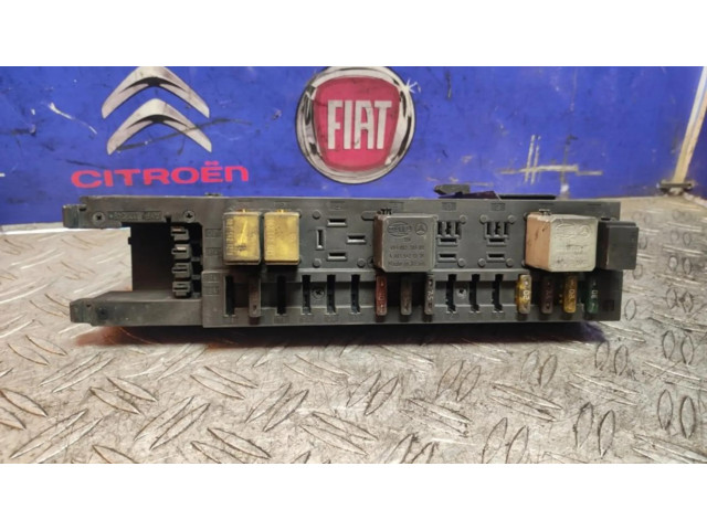 Pojistková skříňka 0035455101 Mercedes-Benz C W203