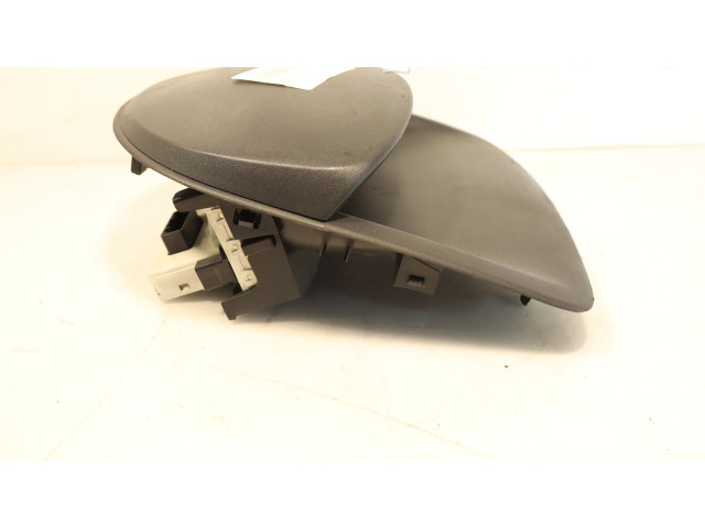 Дисплей       Renault Clio III