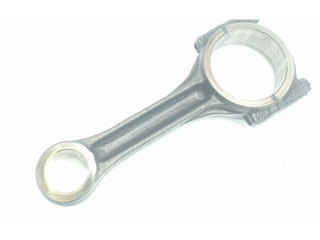 Шатун CRLB 04L105401A, 04L105401A Skoda Superb B8 (3V)