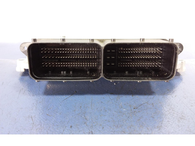 Блок управления двигателем ECU