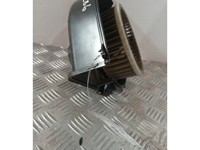 Вентилятор печки    6Q1820015H   Volkswagen Polo IV 9N3