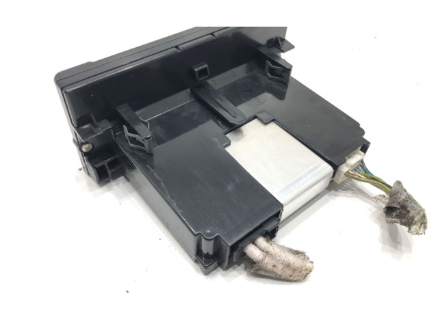 Дисплей    30797853   Volvo V50