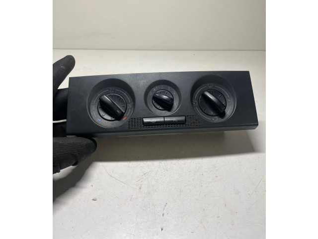 Блок управления климат-контролем Skoda Fabia Mk1 (6Y)