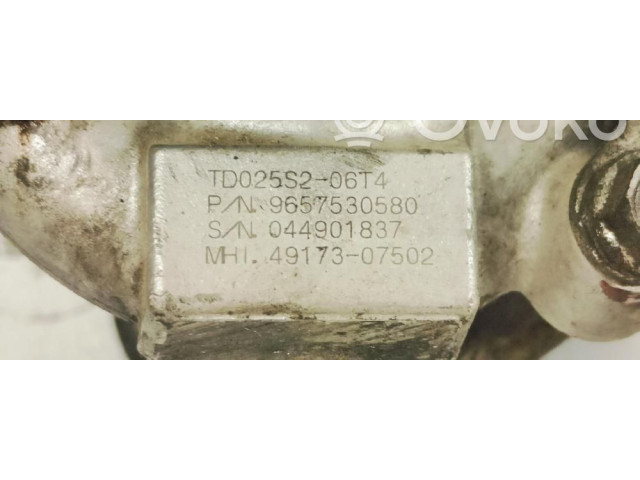  Турбина Citroen C4 I  9657530580   для двигателя 9HX      