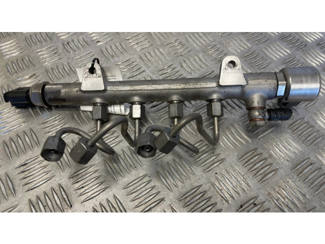 Магистральная трубка топлива