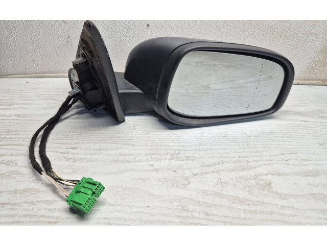 Зеркало электрическое Volvo V70 2005 - 2008 года