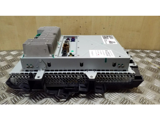 Дисплей 104500603A Tesla Model S