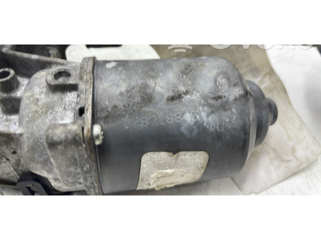 Pojistková skříňka Двигатель стеклоочистителей 5183273AA Dodge Caliber 2008