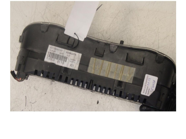 Панель приборов 5J0920811B   Skoda Fabia Mk2 (5J)       