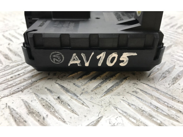 Блок управления коробкой передач 8953020410, 0791002091   Toyota Avensis T270
