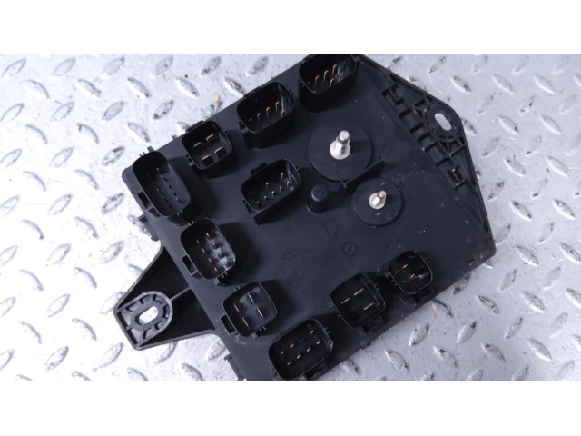 Блок предохранителей AW9314A073CD, C2D17257 Jaguar XJ X351