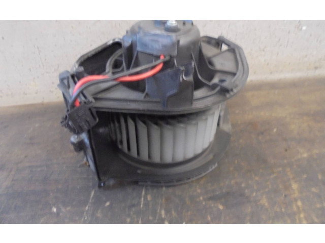 Вентилятор печки       Audi A6 S6 C6 4F