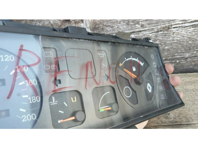 Přístrojová deska  Renault 11 1988 7702147159  