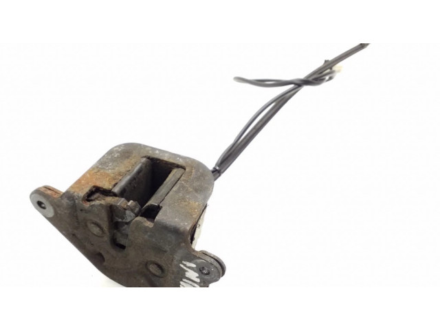 Замок задней крышки