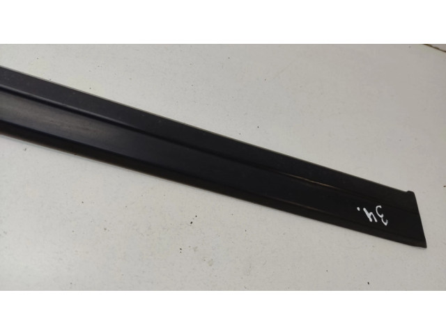 Передняя отделка дверей (молдинги)