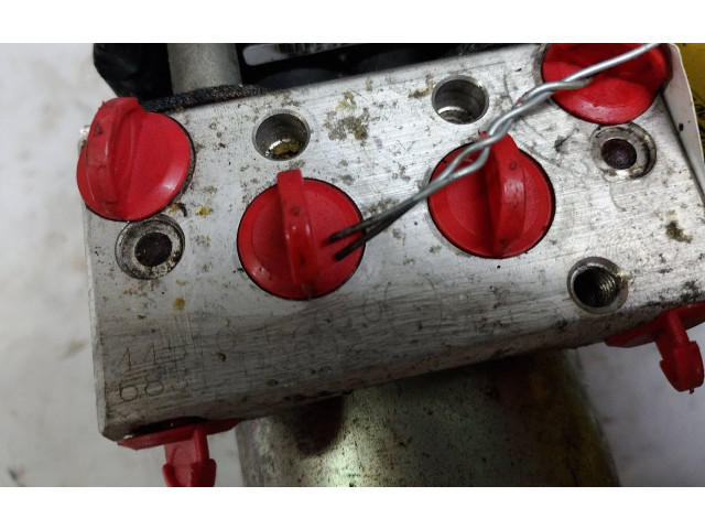 Блок АБС 44510-B2010   Daihatsu  Cuore   -  года