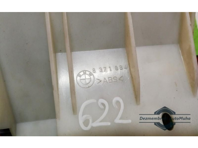 Pojistková skříňka 8371884, 8371884. BMW 5 E39 1996