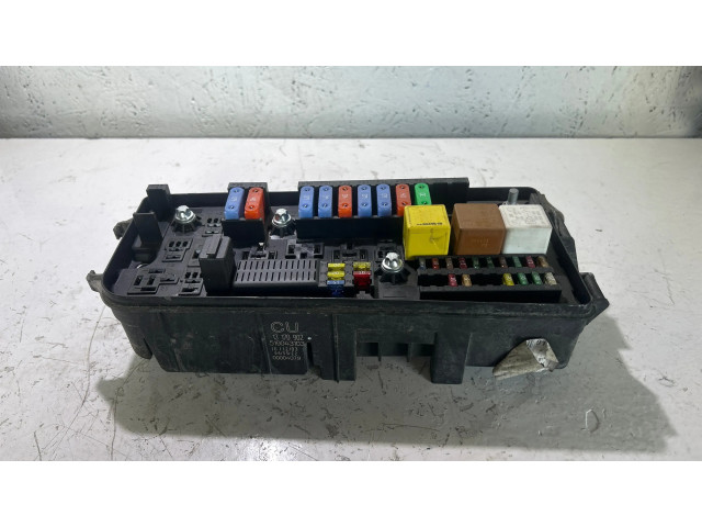 Pojistková skříňka 519043103, 00004079 Opel Vectra C 2003