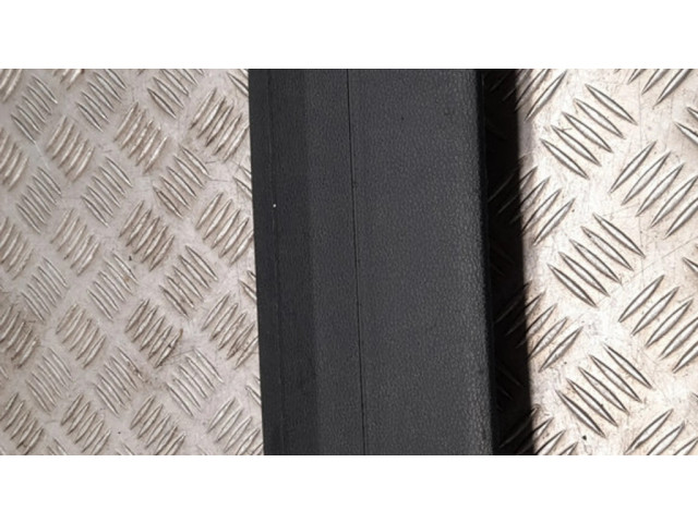 Подушка безопасности для колен 83A880842D Audi Q3 F3