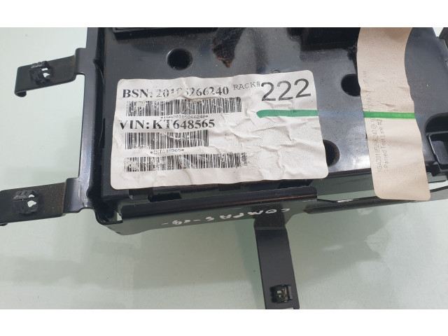 Блок предохранителей P68409791AC Jeep Compass